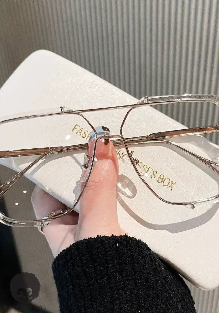 b1fed055f3384ba5a20192129855ff3b-Max-Origin