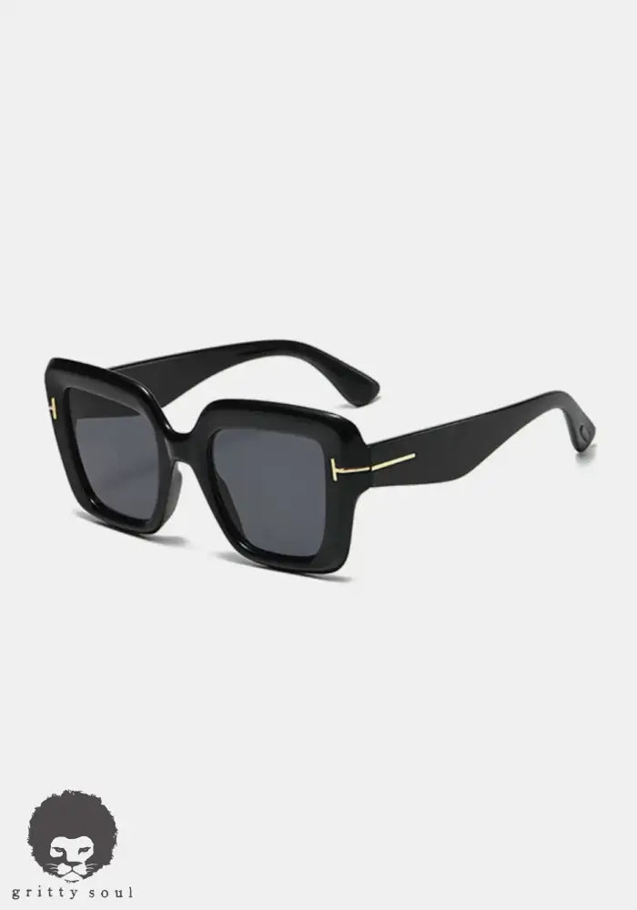 dbfa4b03-e01b-45e0-89c2-12909bd8a7be-Max